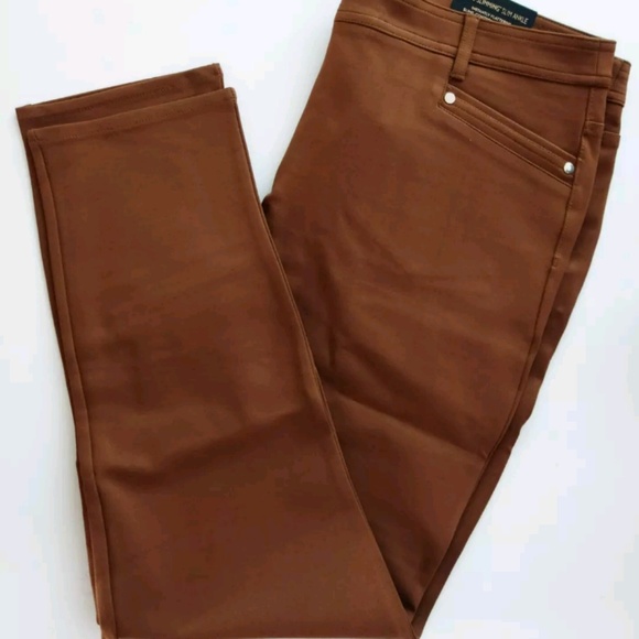 Chico's Pants - NWT CHICO'S "SO SLIMMING" PONTE PANTS!!